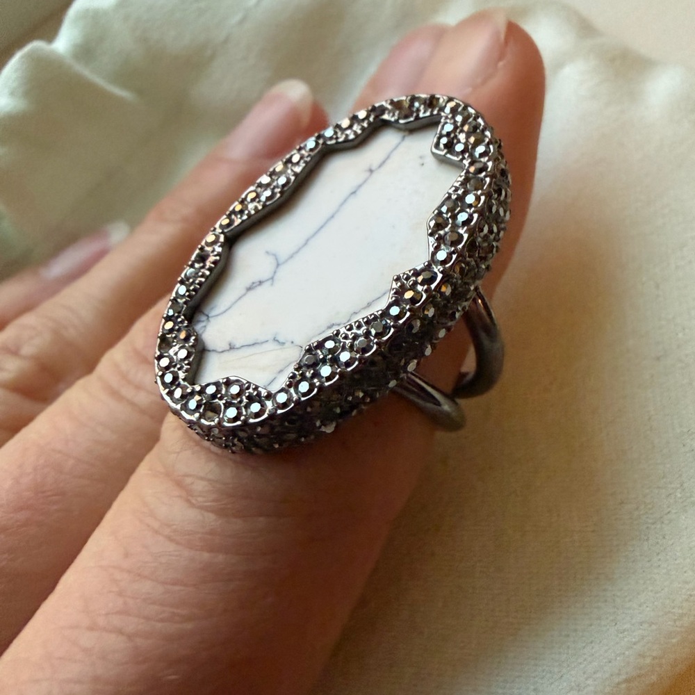 House of Harlow Silver and White Statement Ring